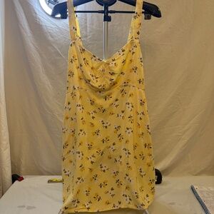 Old Navy Yellow Floral Sundress Women’s XL Smocked Back Adjustable Straps NEW